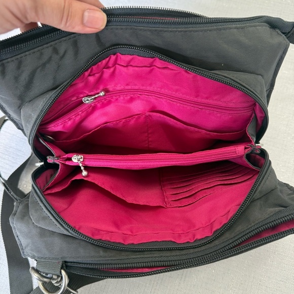 Baggallini Cross Over Crossbody Bag Travel Pockets Dark Gray - Picture 5 of 8